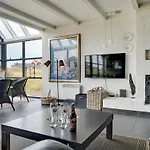 Anselmi - 450m From The Sea By Interhome